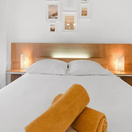 公寓 Le Radieux - Spacious - Bright - Car Park - Peaceful 昂蒂布