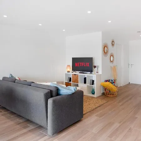 公寓 Le Radieux - Spacious - Bright - Car Park - Peaceful *