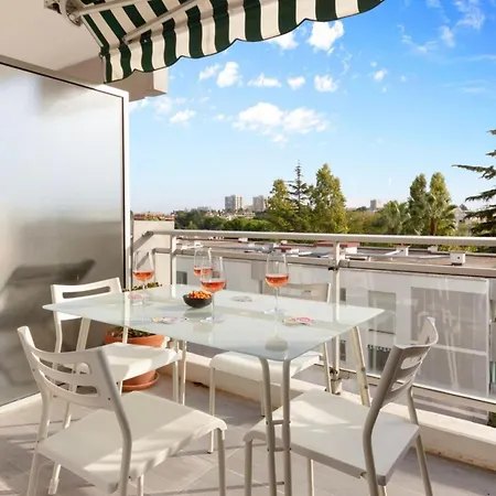 Le Radieux - Spacious - Bright - Car Park - Peaceful Lejlighed